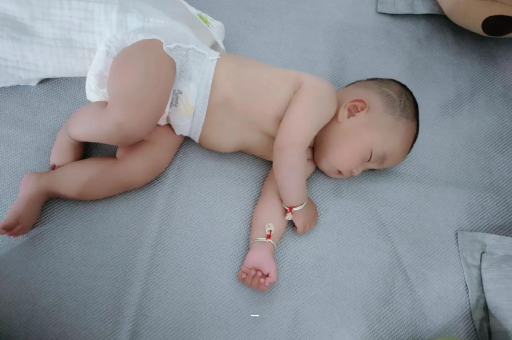 拉萨孕妇肚脐周围发青